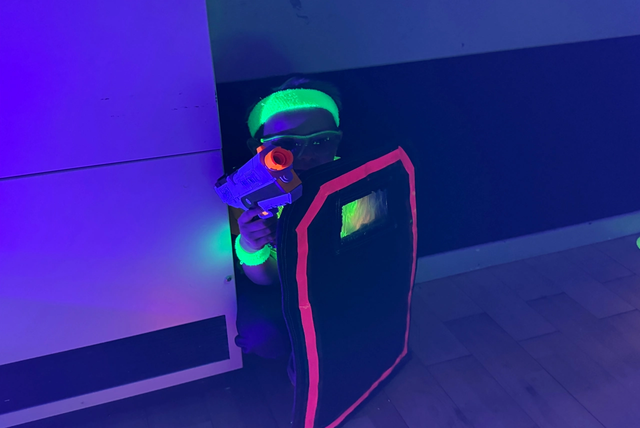 UV nerf party kids games